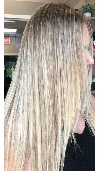 TabethaandCo-BTC-Influencer-Campaign4 Demensional blonde hair color on model