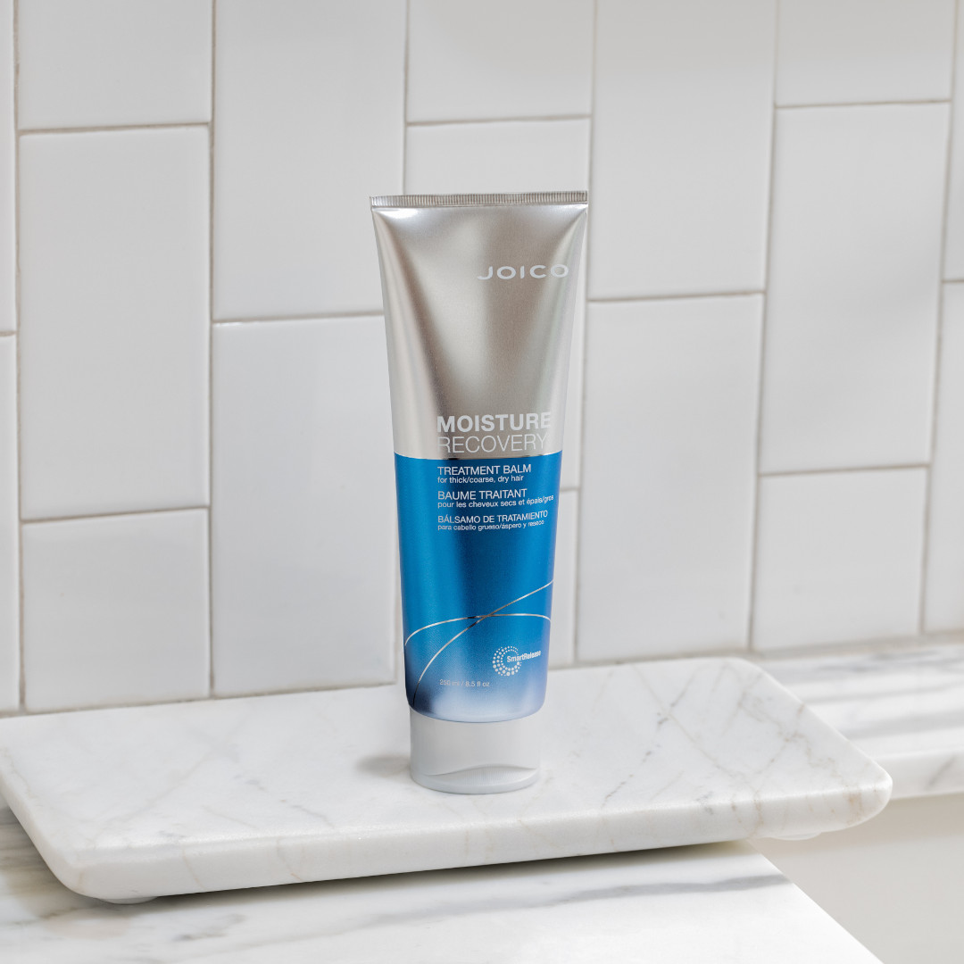 moisture recovery balm on tray