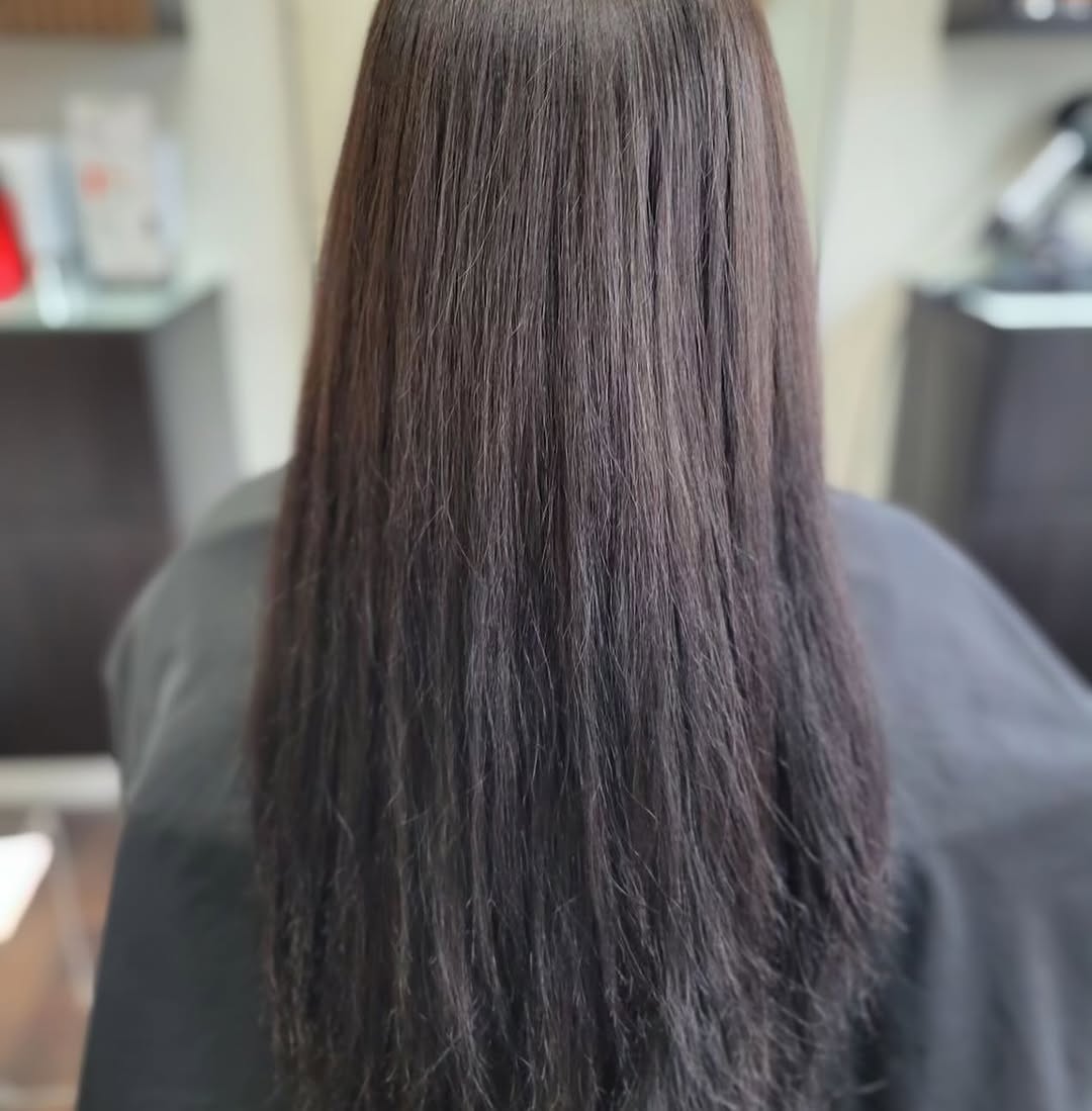 hair model before treatment