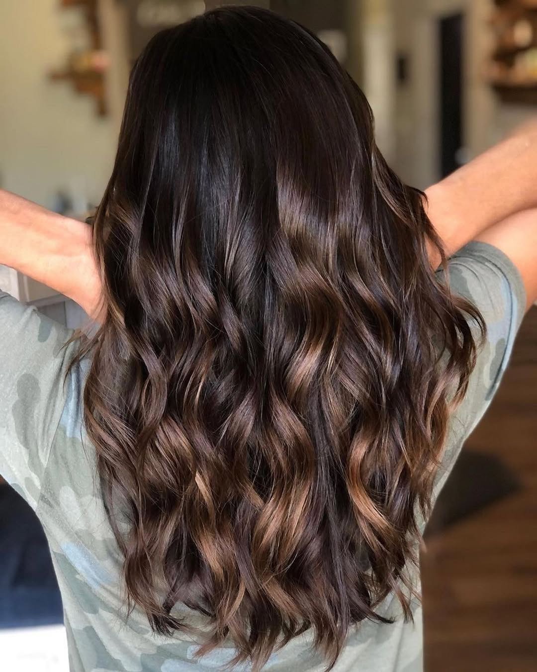 brunette model caramel balayage
