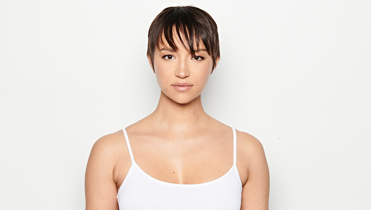 Model with brunette pixie hair